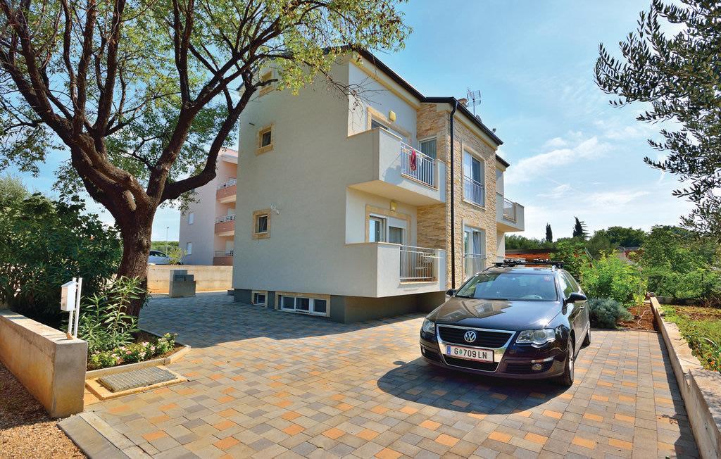 Apartmani Bepo Sveti Filip i Jakov Exterior foto