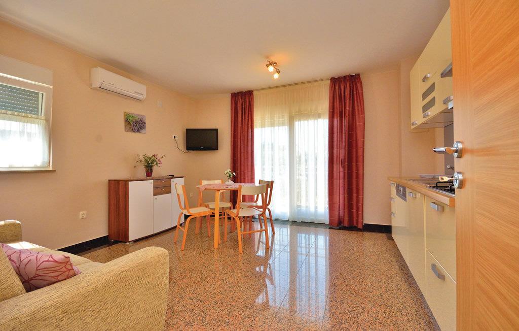 Apartmani Bepo Sveti Filip i Jakov Exterior foto
